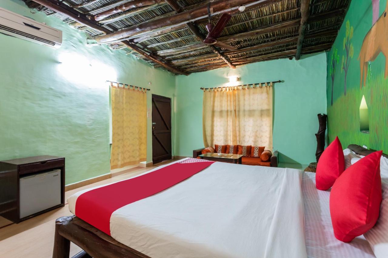 Kanha Village Eco Resort Exterior foto